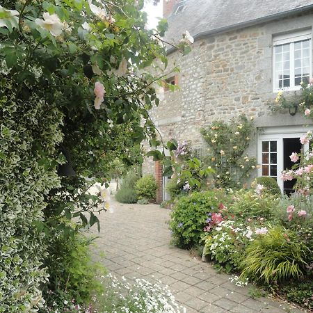 La Haute Gilberdiere Sartilly-Baie-Bocage Екстер'єр фото