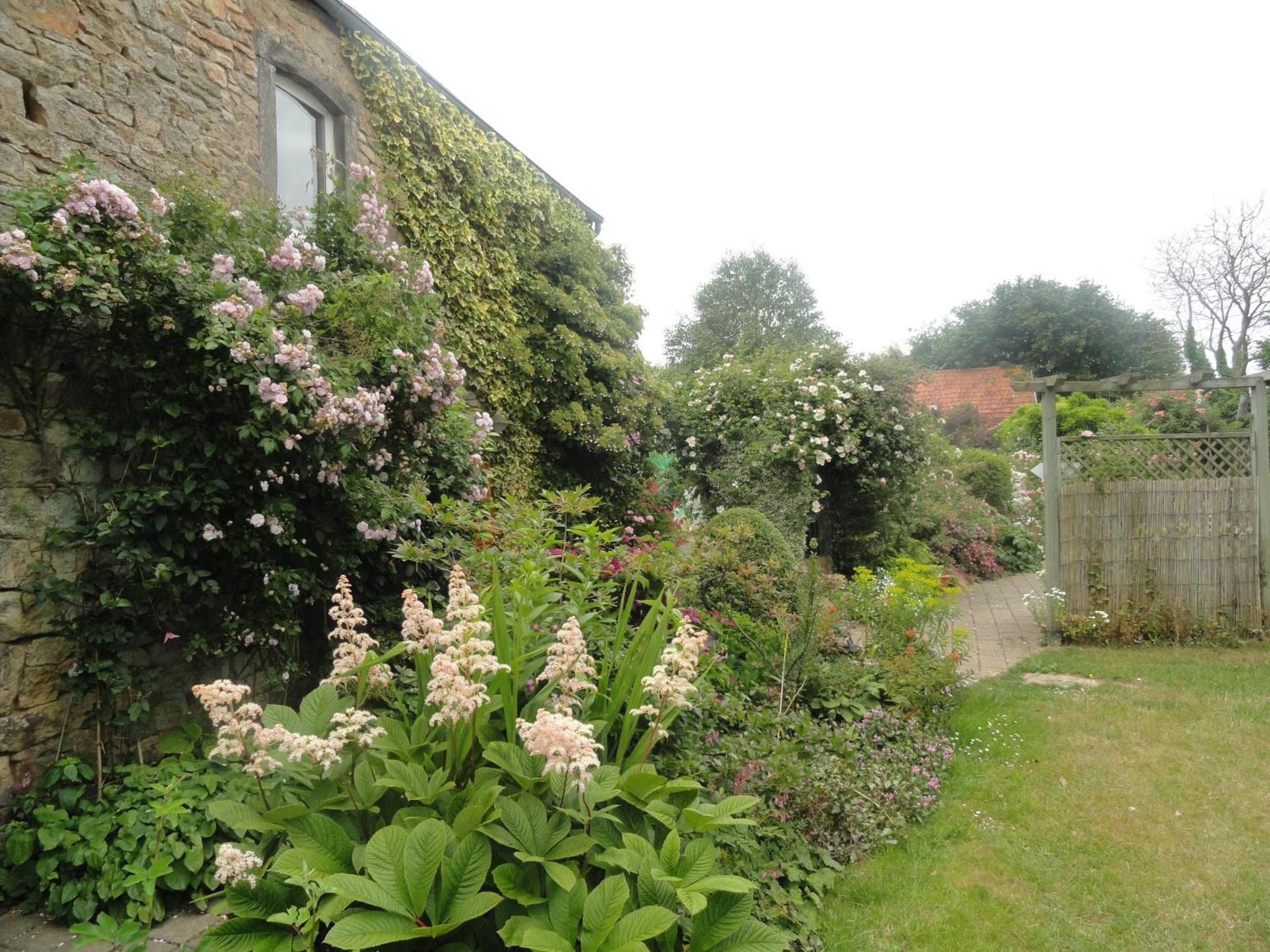 La Haute Gilberdiere Sartilly-Baie-Bocage Екстер'єр фото
