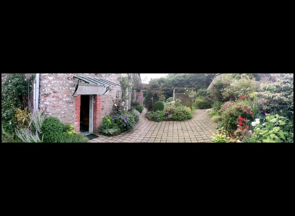 La Haute Gilberdiere Sartilly-Baie-Bocage Екстер'єр фото